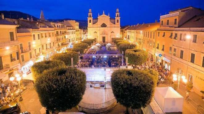 Ferienwohnung Milanomare Pietra Ligure Exterior foto