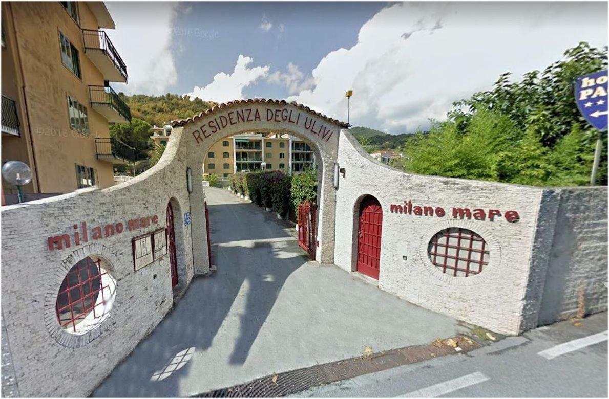 Ferienwohnung Milanomare Pietra Ligure Exterior foto